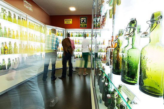 Das Bierflaschenmuseum der Brauerei Schützengarten zeigt eine eindrückliche Sammlung mit über 3 000 Bierflaschen.